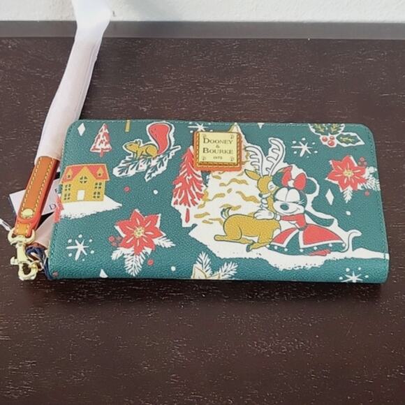 DISNEY DOONEY & BOURKE Christmas Holiday Wristlet Wallet Mickey Minnie NWT - Picture 1 of 7